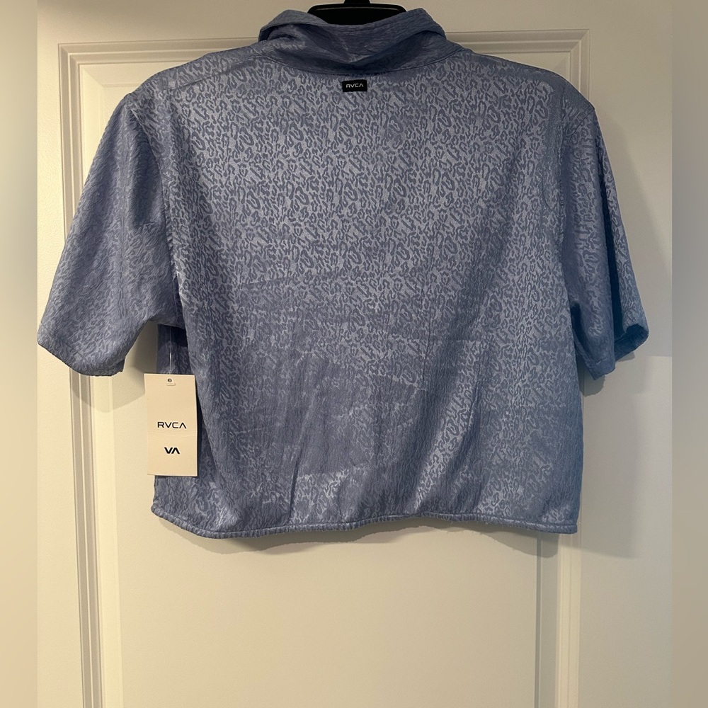 RVCA Vacay Button Down Resort Wear Light Blue Silky Small Cruise BNWT - Picture 6 of 6